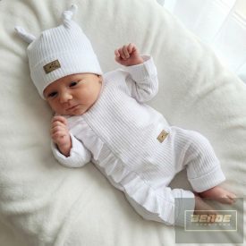   Kazum 2 részes baba szett ,cipzáras fodros rugdalózó és sapka-fehér