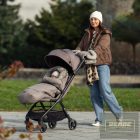 PETITE&MARS Téli szett Comfy 4in1 bundazsák + kézmelegítő kesztyű babakocsira Furry Veritable Khaki